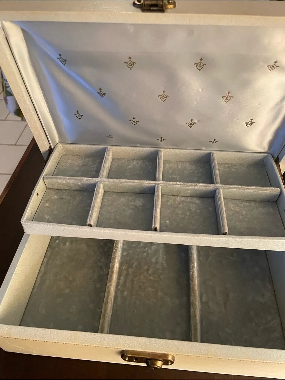 Vintage Bond Jewelry Box with Velvet Compartments